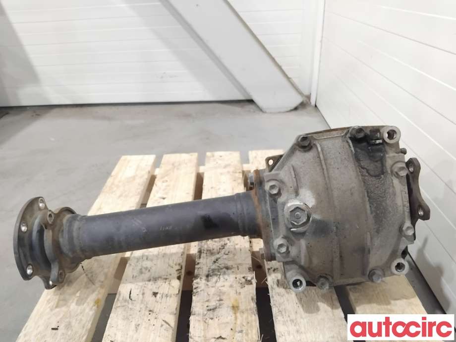 Kardang til Toyota Hiace 2007-2012 (Fase 3)  (TOYOTA|4111026570|)