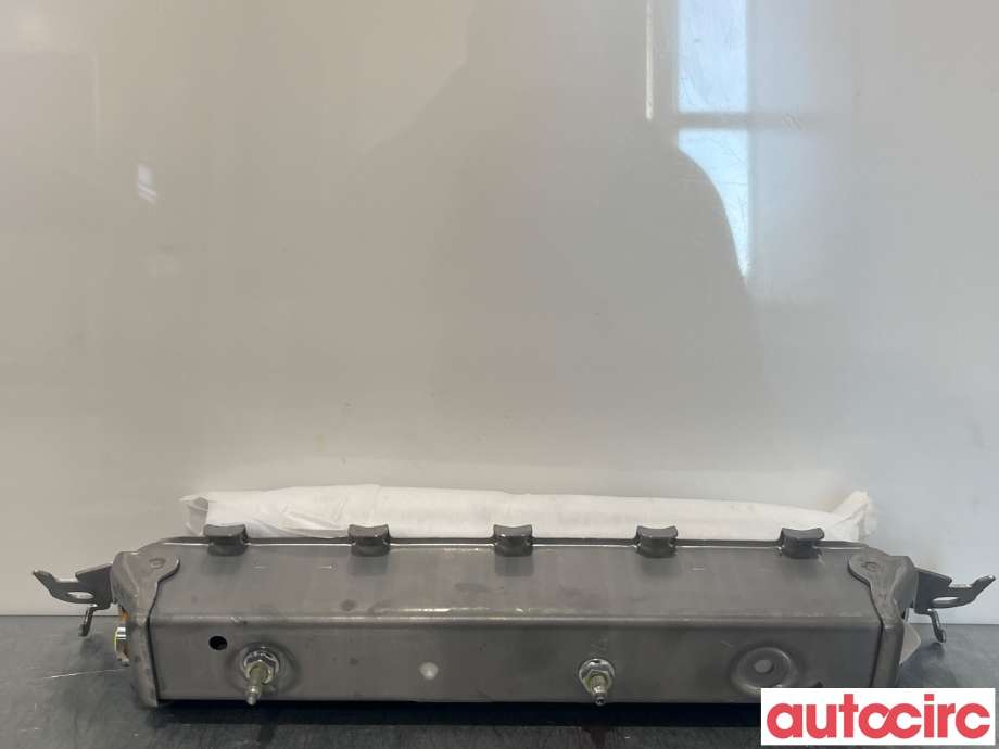 Airbag kne til Toyota Corolla 2019-->>  (TOYOTA|7390016020C0)