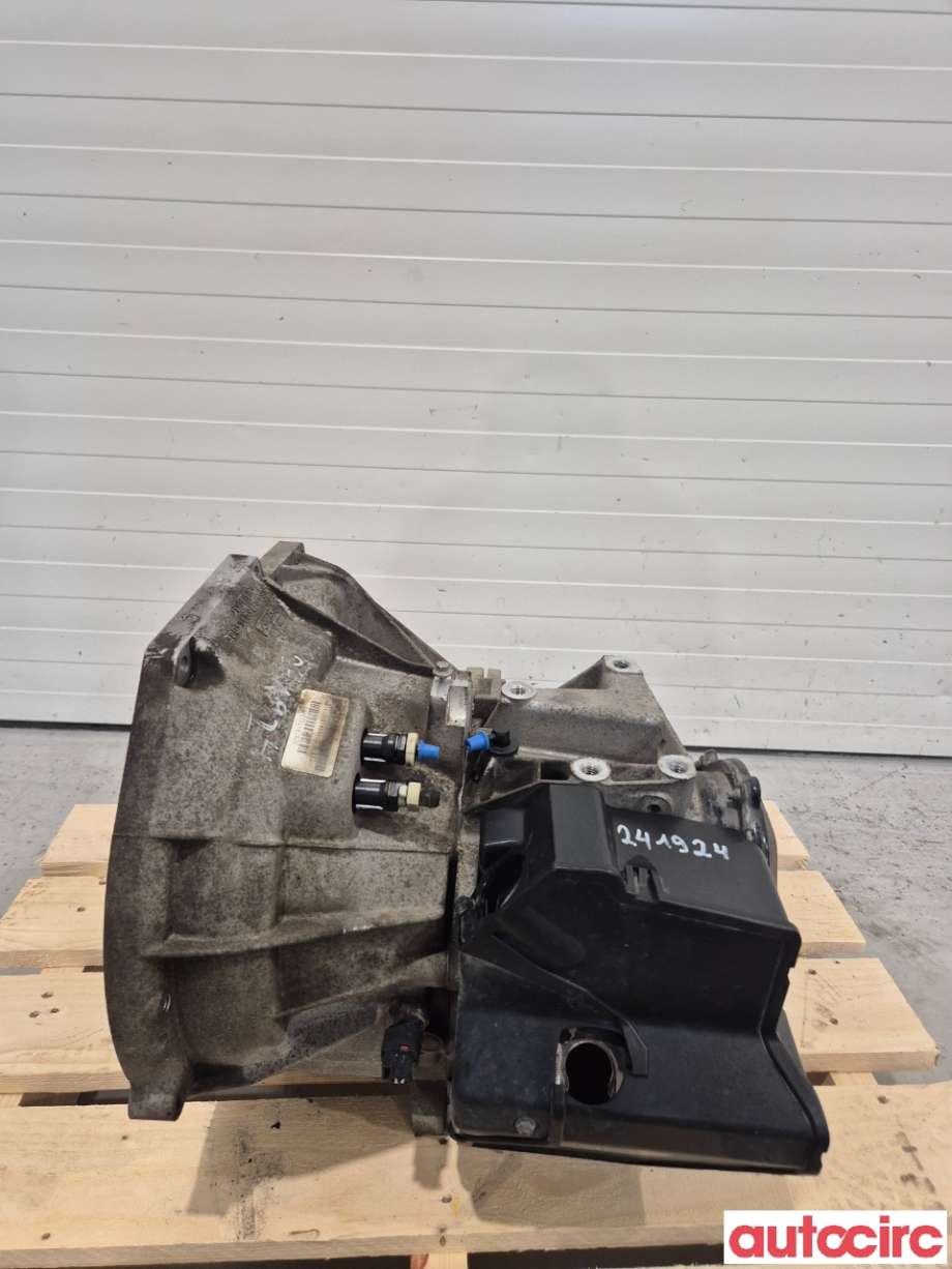 Girkasse manuell til Ford Ecosport 2016-->>  (FORD|1945811||CN1R-7002-PD)