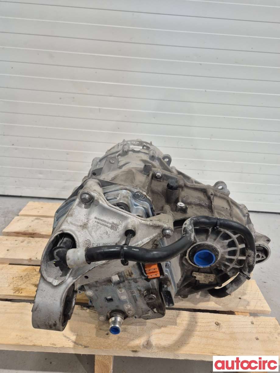 Motor elbil bak til Tesla Model Y 2021-2024 (Type I) (TESLA|1665000-DE-L|3DU|)