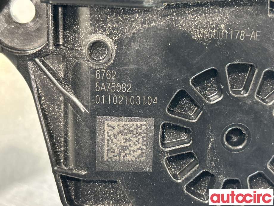 Ruteheis venstre foran til BMW X1 2022-->> (U11) (U11) (BMW|67625A75082|5A75082)