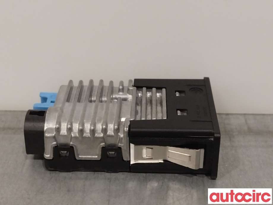 Diverse deler til BMW X1 2022-->> (U11) (U11) (BMW|84105A57B32|84105A3C387)