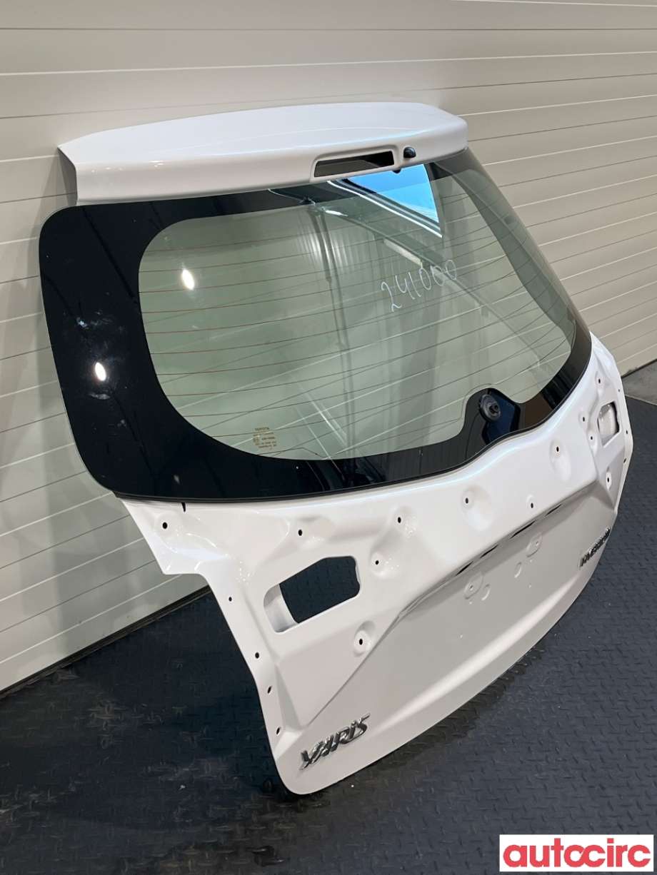 Bakluke combi til Toyota Yaris 2014-2020 (Type III, Fase 2)  (TOYOTA|670050D540)