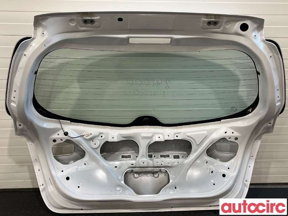 Bakluke combi til Toyota Yaris 2014-2020 (Type III, Fase 2)  (TOYOTA|670050D540)