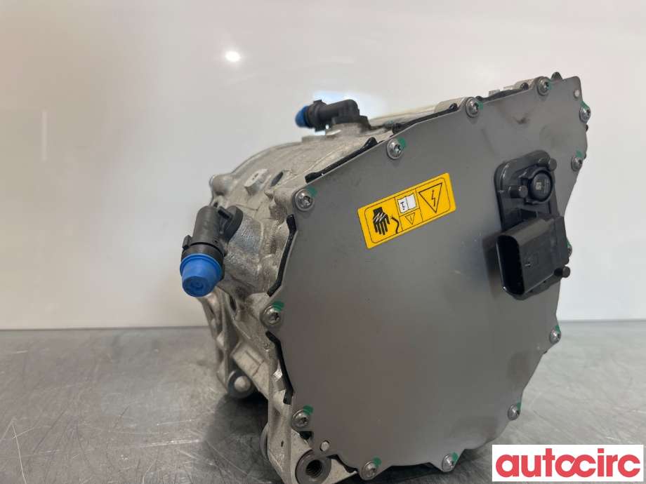 Diverse deler til BMW X1 2022-->> (U11) (U11) (BMW|12315B3C455|12315A8B0D1)