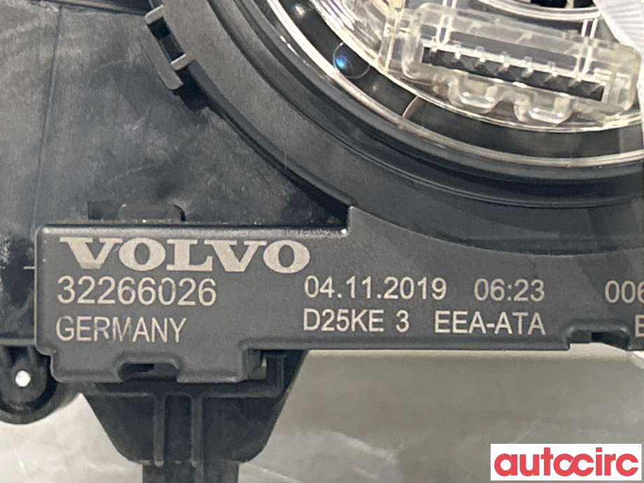 Bryter combi til Volvo V90 / V90 CC / S90 2016-->>  (VOLVO|32266885|32266026)