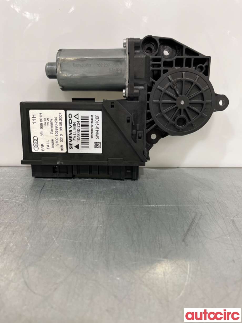 Ruteheis venstre foran til Audi A4 2004-2008 (Type III) (B7) (B7) (AUDI|8E1959801G||8E1959801H)