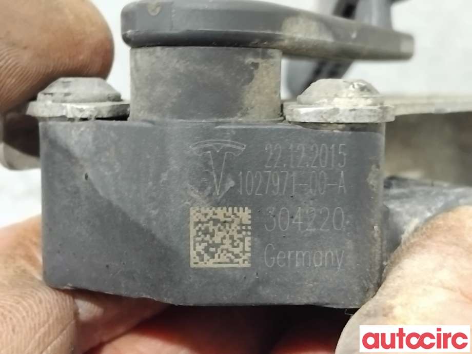 Sensor nivå til Tesla Model X 2016-->> (TESLA|1027971-00-A|)