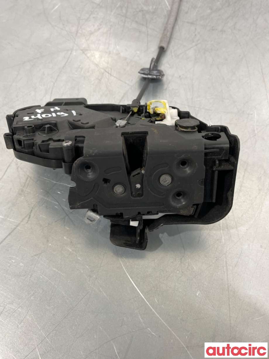 Låsekasse høyre foran til Volvo V70 2007-2013 (Type III, Fase 1)  (VOLVO|31416682|986904-104|31253674)