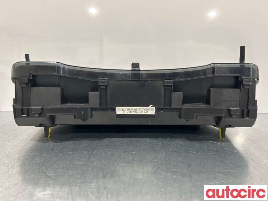 Instrumentpanel til Toyota Avensis 2009-2015 (Type III, Fase 1)  (TOYOTA|8380005L70)
