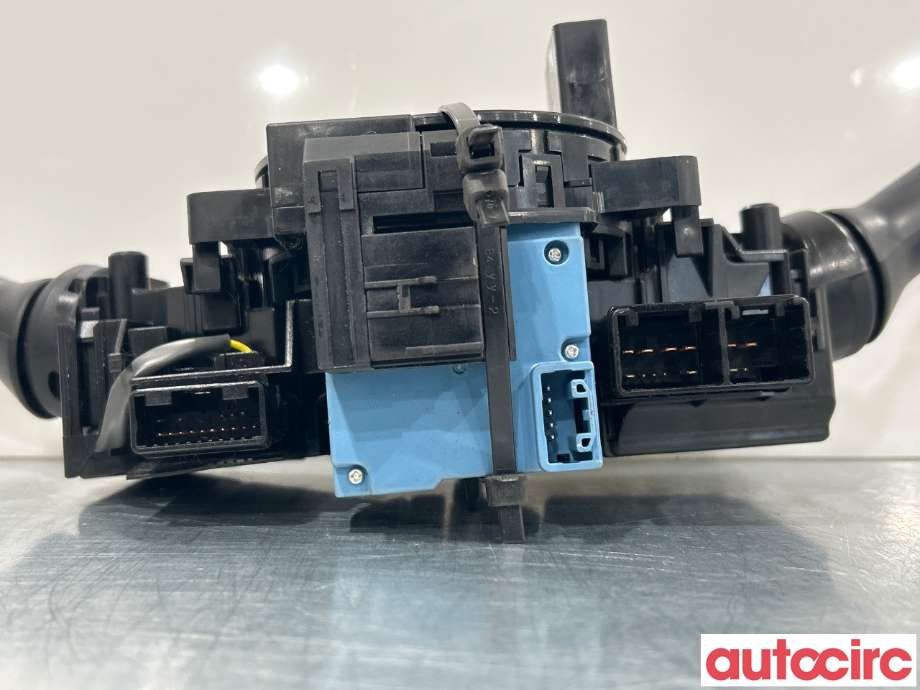 Bryter combi til Toyota Avensis 2009-2015 (Type III, Fase 1)  (TOYOTA|8430705030|)