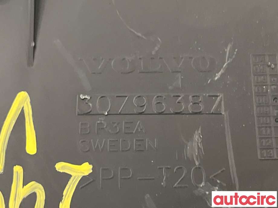 Frontlyktehus til Volvo V70 2007-2013 (Type III, Fase 1) (VOLVO|30796387|)