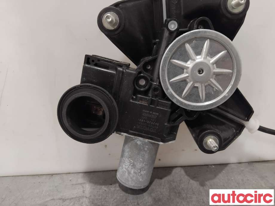 Ruteheis venstre bak til Toyota Yaris Cross (SUV) 2021-->>  (TOYOTA|698400D440|062020-6801|85720-0D560)