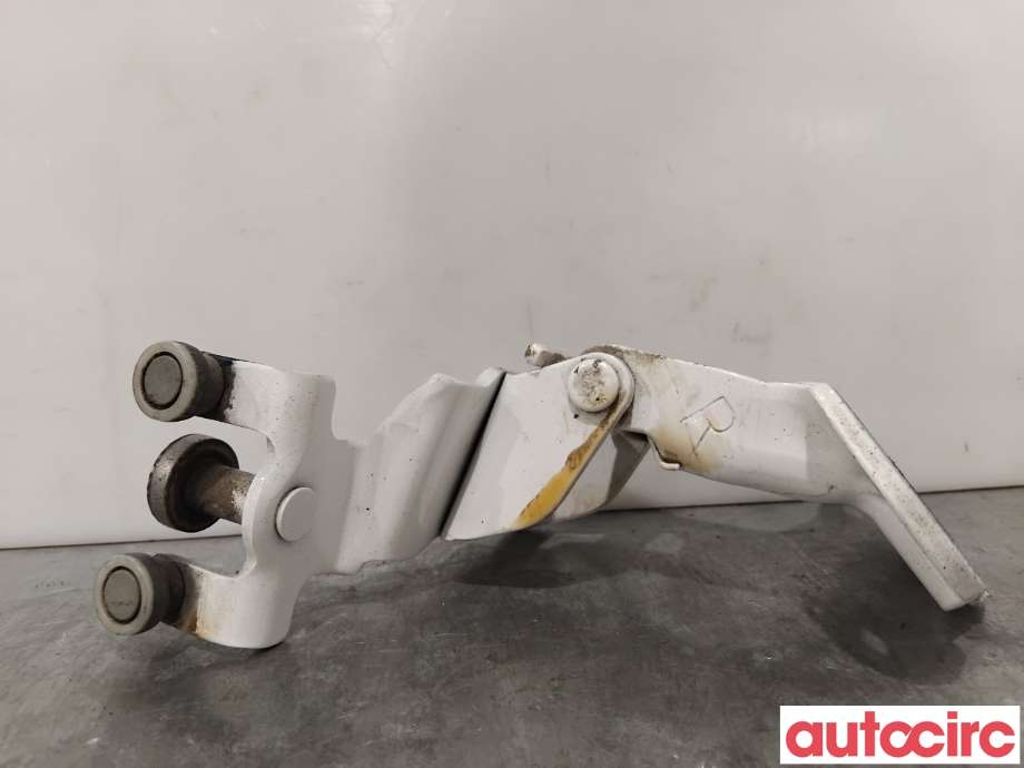 Diverse deler til Nissan NV200 2010-2019  (NISSAN|82410JX00A|)