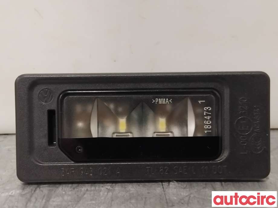 Skiltlys til VW Passat 2011-2015 (B7) (B7) (VOLKSWAGEN|3AF943021A|)