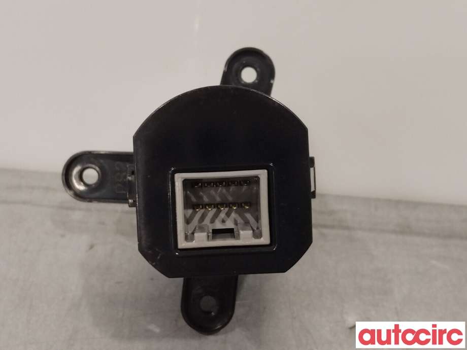 Bryter start/stopp til Kia Soul 2014-2019 (Type II)  (KIA|95430E4000|)