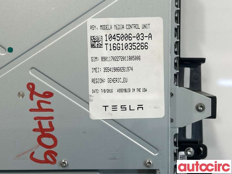 Multimedia display (MCU - Media Controller Unit) til Tesla Model X 2016-->>  (TESLA|8764561-03-B|1045006-03-A)