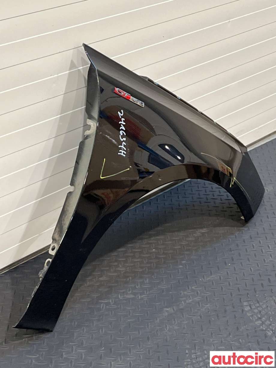 Skjerm høyre foran til Peugeot 308 2013-2021 (Type II)  (PEUGEOT|9802164280)