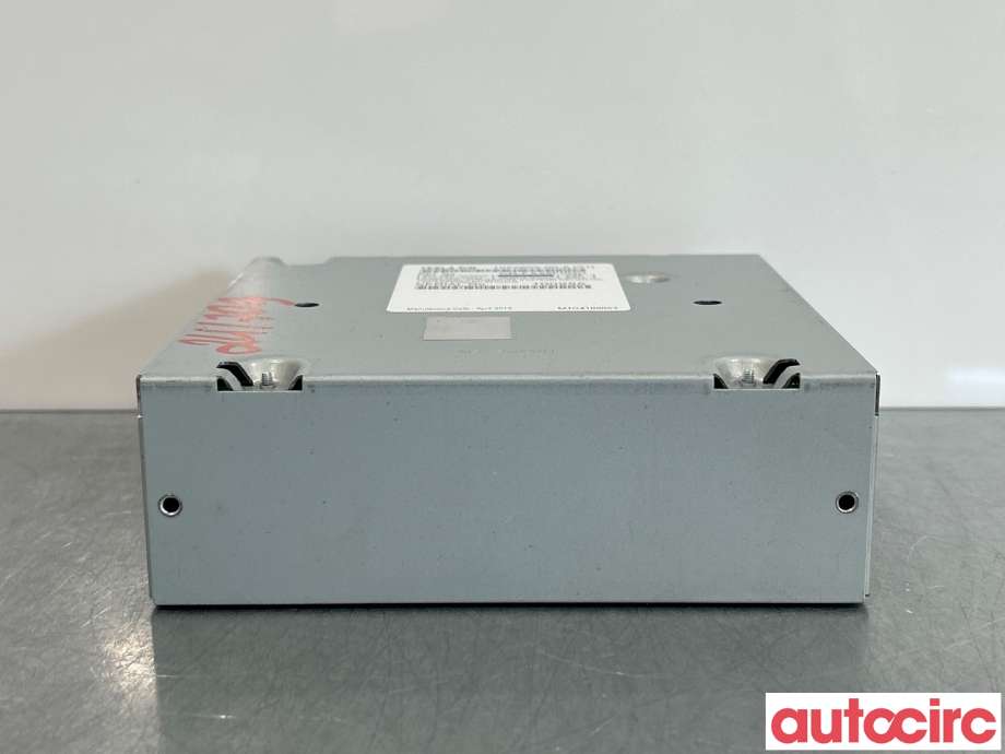 Bilstereo til Tesla Model X, 2016-->> (TESLA|1052609-00-A)