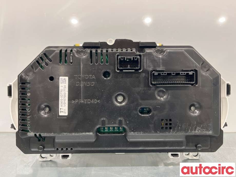 Multimedia display (MCU - Media Controller Unit) til Toyota Yaris 2012-2014 (Type III, Fase 1)  (TOYOTA|838000DT70)