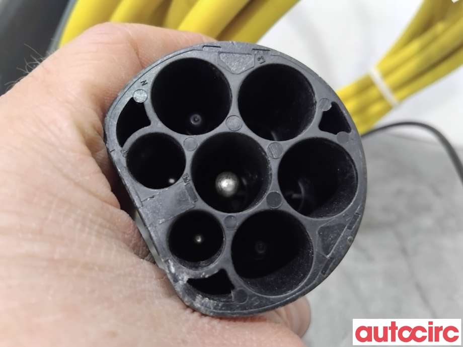 Batterilader kabel til VW E-Up 2013-2019  (VOLKSWAGEN|12E971675AB|6-2208366-1|1EA971639G)