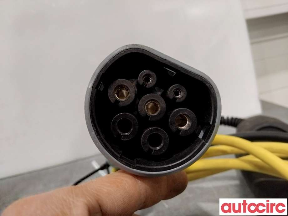 Batterilader kabel til VW E-Up 2013-2019  (VOLKSWAGEN|12E971675CG|6-2208352-6B|1EA971675AP)