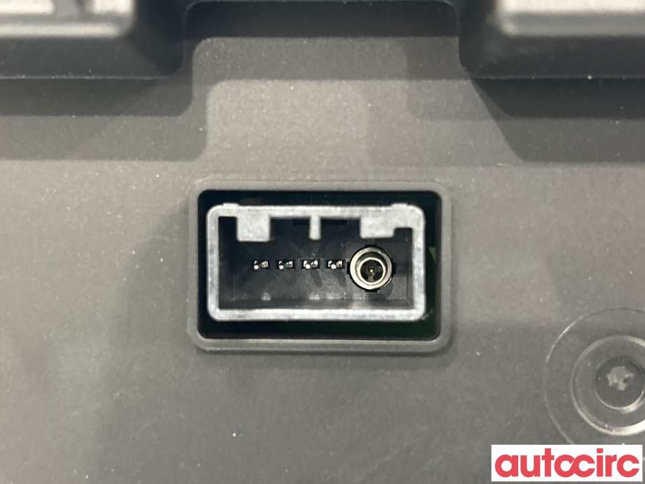Instrumentpanel til Hyundai Ioniq 5 2021-->>  (HYUNDAI|94003GI000YPK|94003GI000)