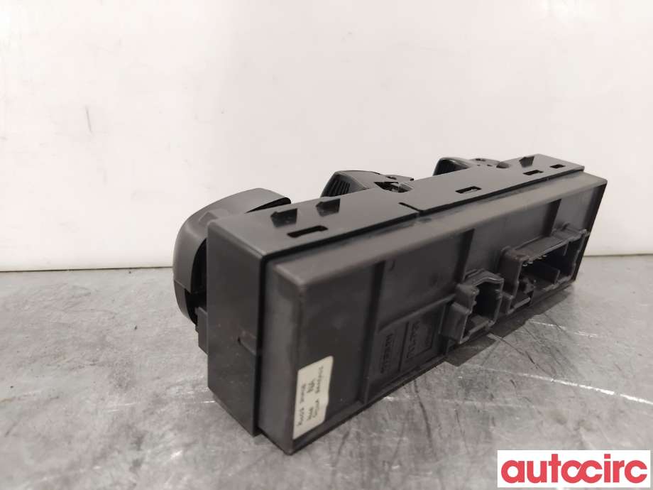 Bryter ruteheis til Nissan Leaf 2011-2017 (Type I)  (NISSAN|254013NA0B|)