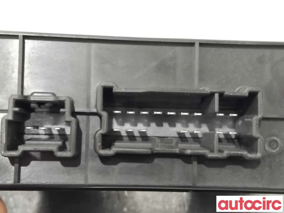 Bryter ruteheis til Nissan Leaf 2011-2017 (Type I)  (NISSAN|254013NA0B|)
