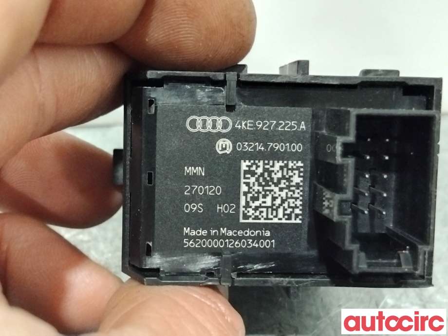 Bryter elektrisk håndbrekk/parkbrems til Audi e-tron 2018-->>  (AUDI|4KE927225A|03214790100)