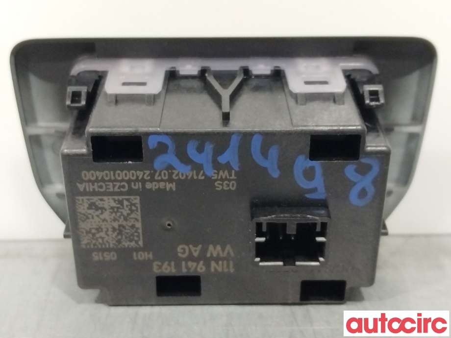 Bryter lys til Ford Explorer 2020-->> (FORD|VWR2KA-13D061-FA1HDV|2708259|11N941193)
