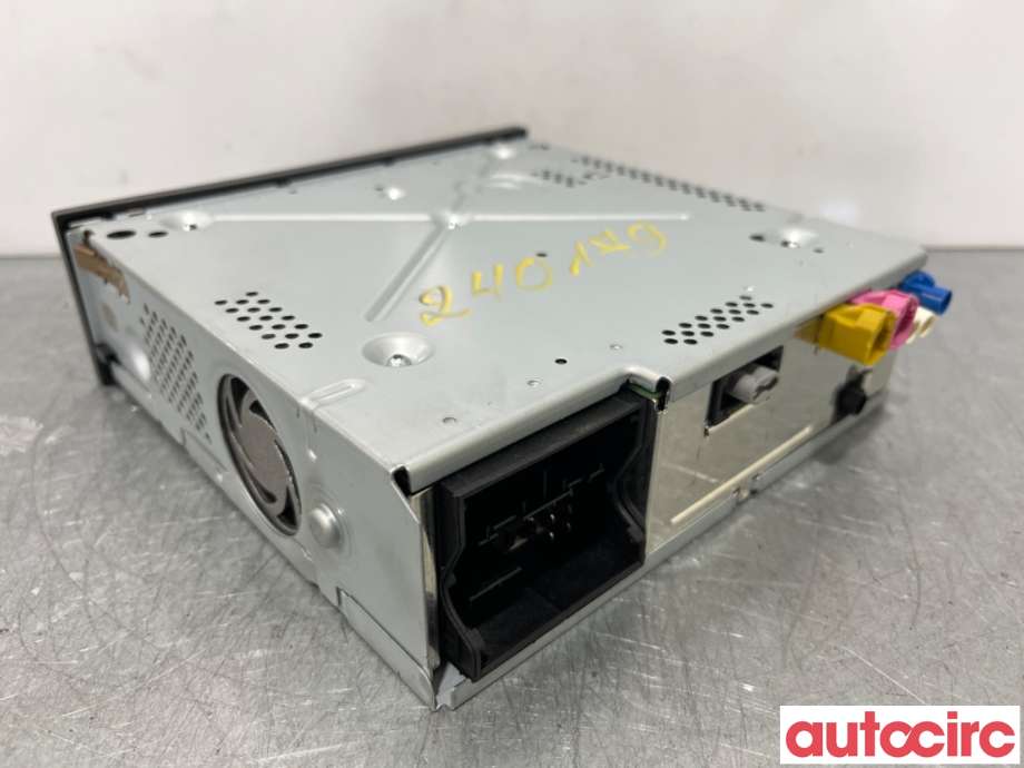 Bilstereo navigasjon til VW Touran 2015-2021 (Type II)  (VOLKSWAGEN|3Q0035874BX|28549512|3Q0035874B)