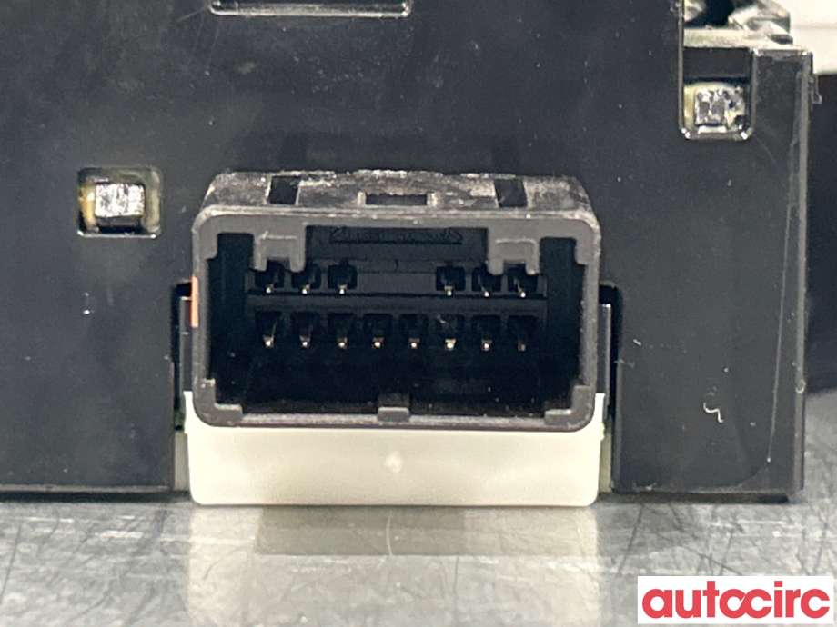 Bryter combi til Nissan NV200 2010-2019  (NISSAN|255604FA1A|)