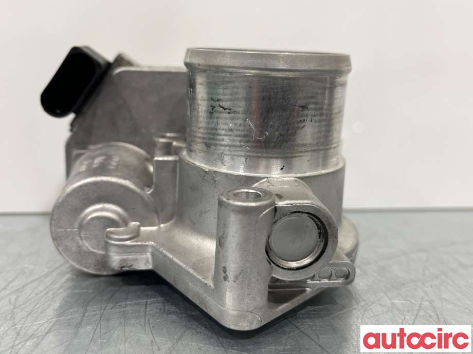 Spjeldhus til Suzuki Grand Vitara 2005-2015 (Type III)  (SUZUKI|13400-67JG0|A2C53103834|7701057074)