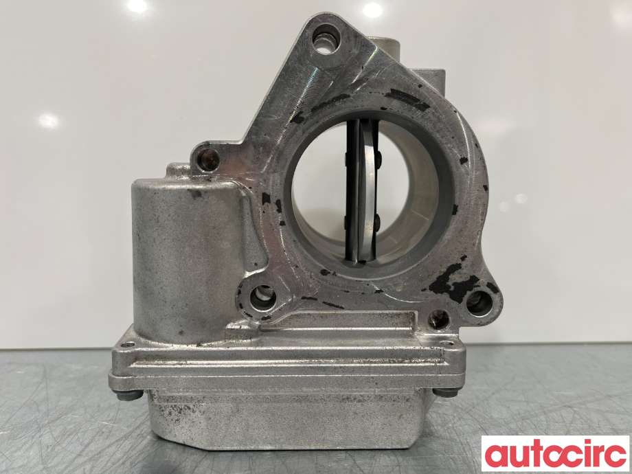 Spjeldhus til Suzuki Grand Vitara 2005-2015 (Type III)  (SUZUKI|13400-67JG0|A2C53103834|7701057074)