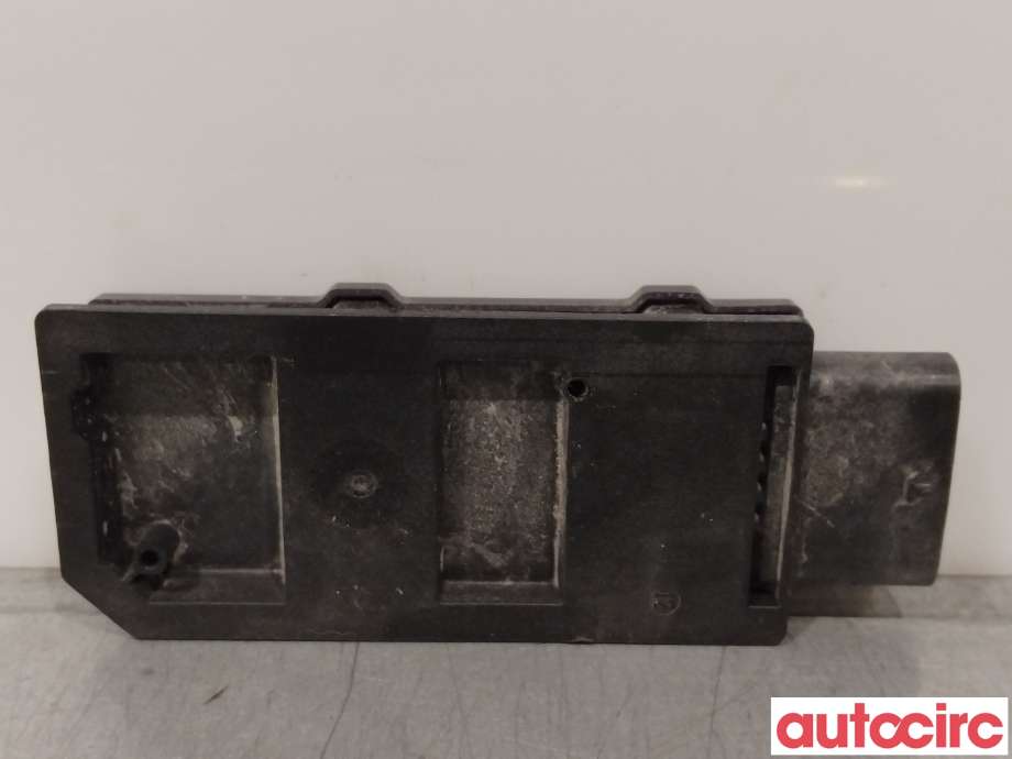 Antenne forsterker til Ford Explorer 2020-->>  (FORD|VWR2KA-15603-BB|2721515|5WA962133E)