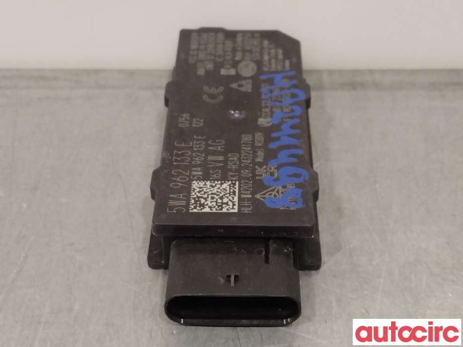 Antenne forsterker til Ford Explorer 2020-->>  (FORD|VWR2KA-15603-BB|2721515|5WA962133E)