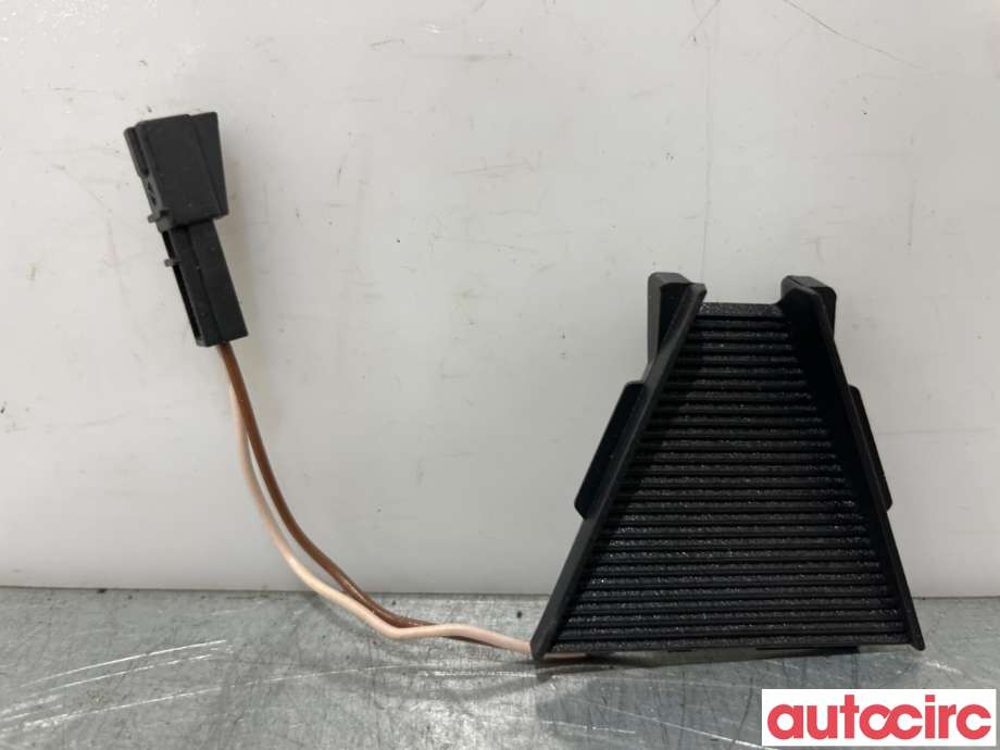 Diverse deler til VW Touran, 2015-2021 (Type II)  (VOLKSWAGEN|5TA862505)