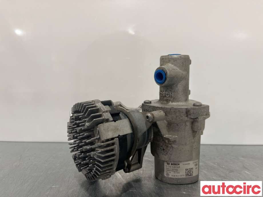 Bremsefordeler til VW e-Golf 2014-2017 (Fase 1)  (VOLKSWAGEN|5QE614307H|0132018018|5QE614307E)