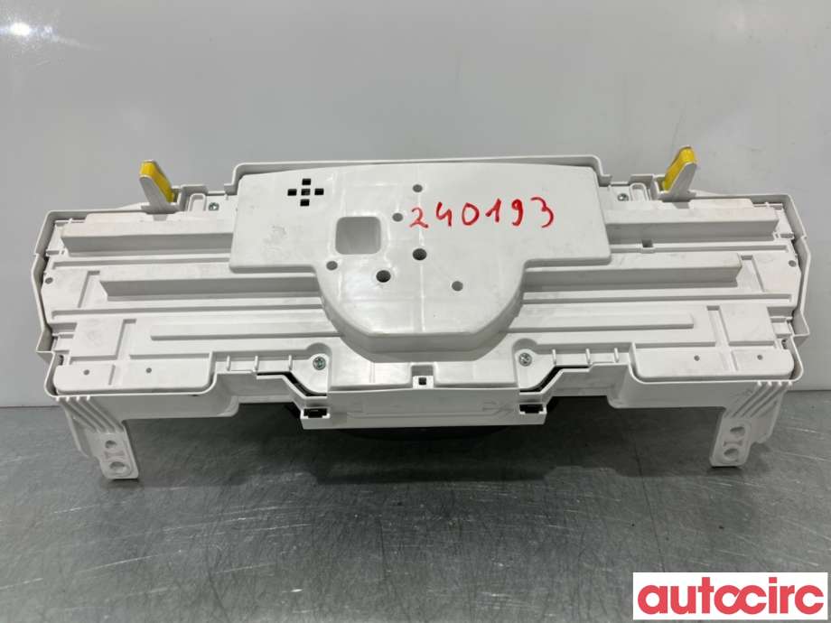 Instrumentpanel til Toyota Urban Cruiser 2009-2014  (TOYOTA|8380052W51||83800-52W51)