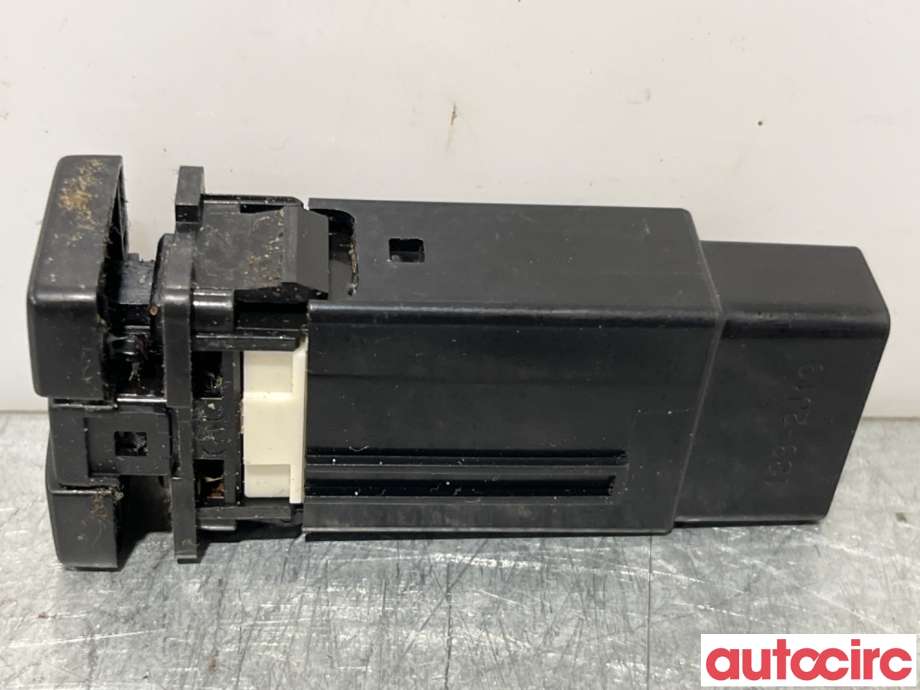Bryter setevarme til Toyota Urban Cruiser 2009-2014  (TOYOTA|8475142040||8475142041)