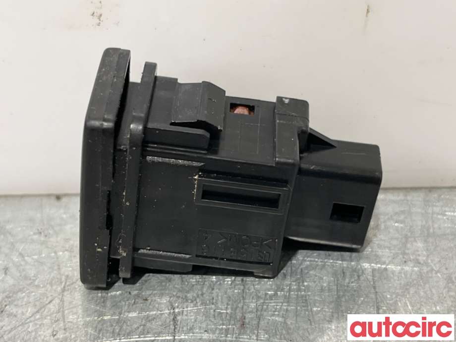 Bryter rutevarme til Toyota Urban Cruiser 2009-2014  (TOYOTA|8729042010|)