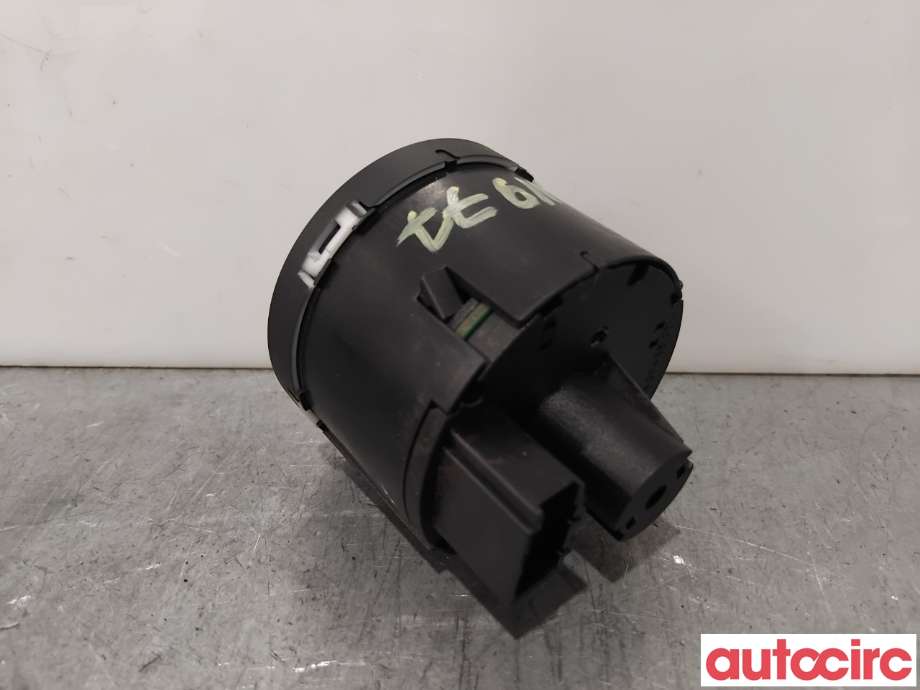 Bryter lys til VW e-Golf 2014-2017 (Fase 1)  (VOLKSWAGEN|5G0941431BE|)