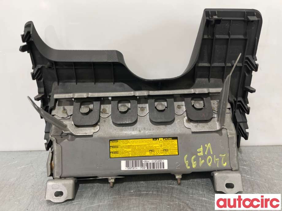 Airbag kne til Toyota Urban Cruiser 2009-2014  (TOYOTA|7390052030B0|)