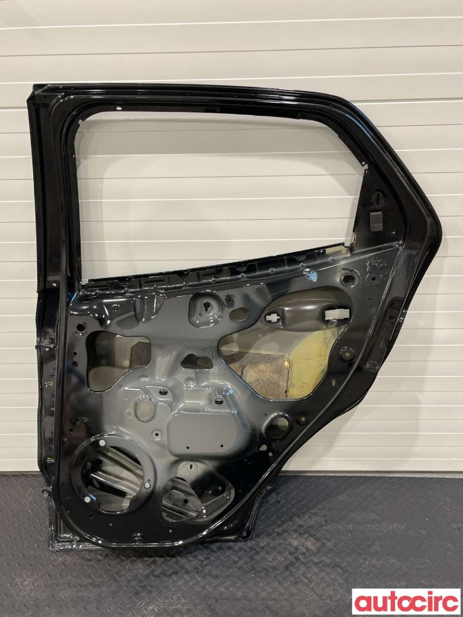 Dør høyre bak til Ford Ecosport 2016-->> (FORD|2723261|PHN15-N24630-AE)
