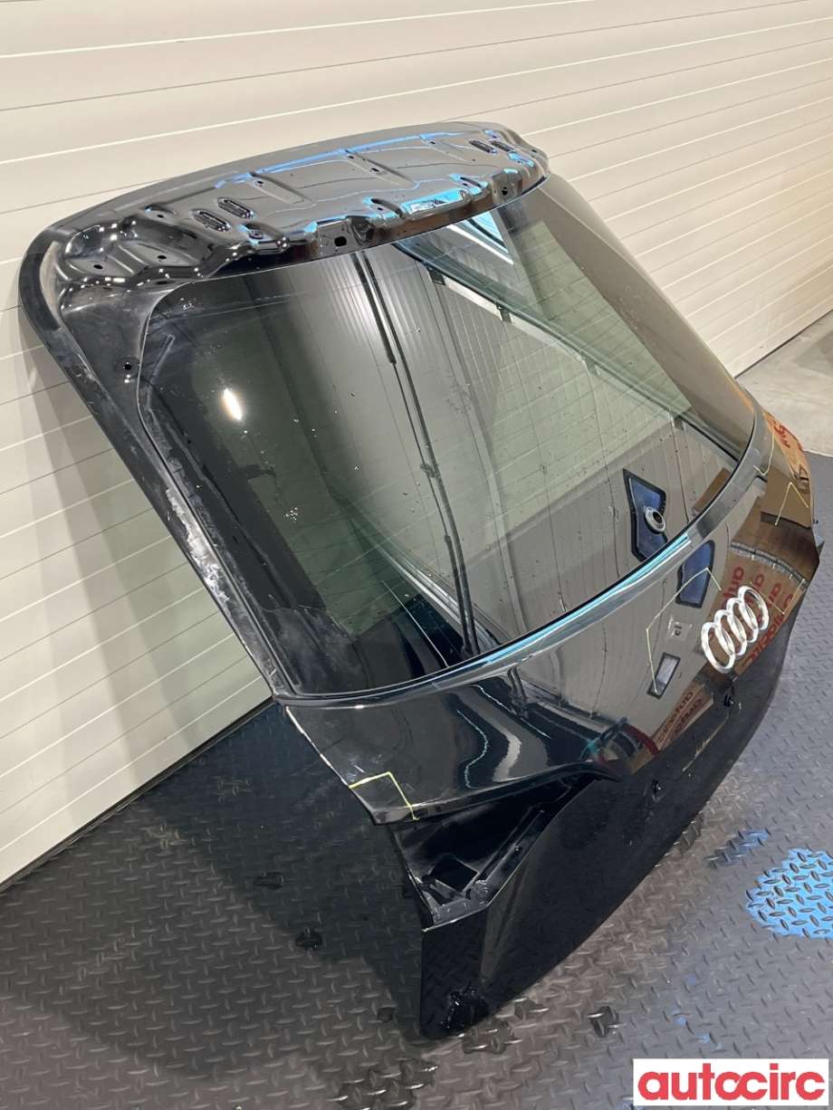 Bakluke combi til Audi e-tron 2018-->>  (AUDI|4KE827025B)