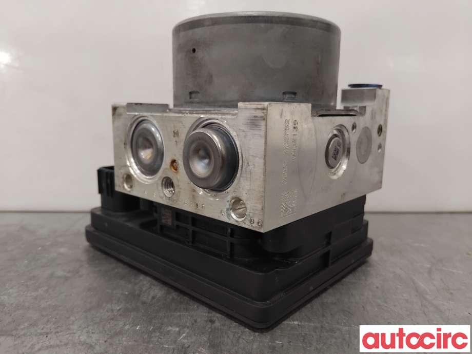 ABS sentral til Mercedes C-Klasse 2014-2018 (Fase 1) (W205) (W205) (MERCEDES|A2534310500|100915-15743|A2534313500)