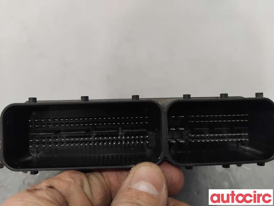 Styreenhet motor til Mercedes C-Klasse 2014-2018 (Fase 1) (W205) (W205) (MERCEDES|A2749000800|0261S08785|A2749002900)