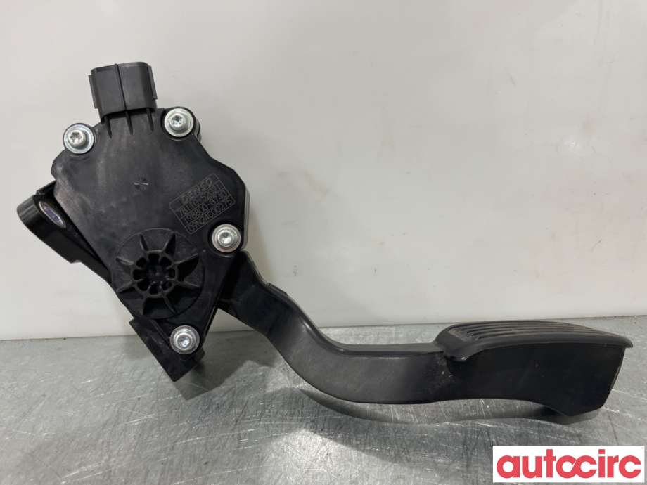 Pedal gass til Toyota Urban Cruiser, 2009-2014  (TOYOTA|7811052021)