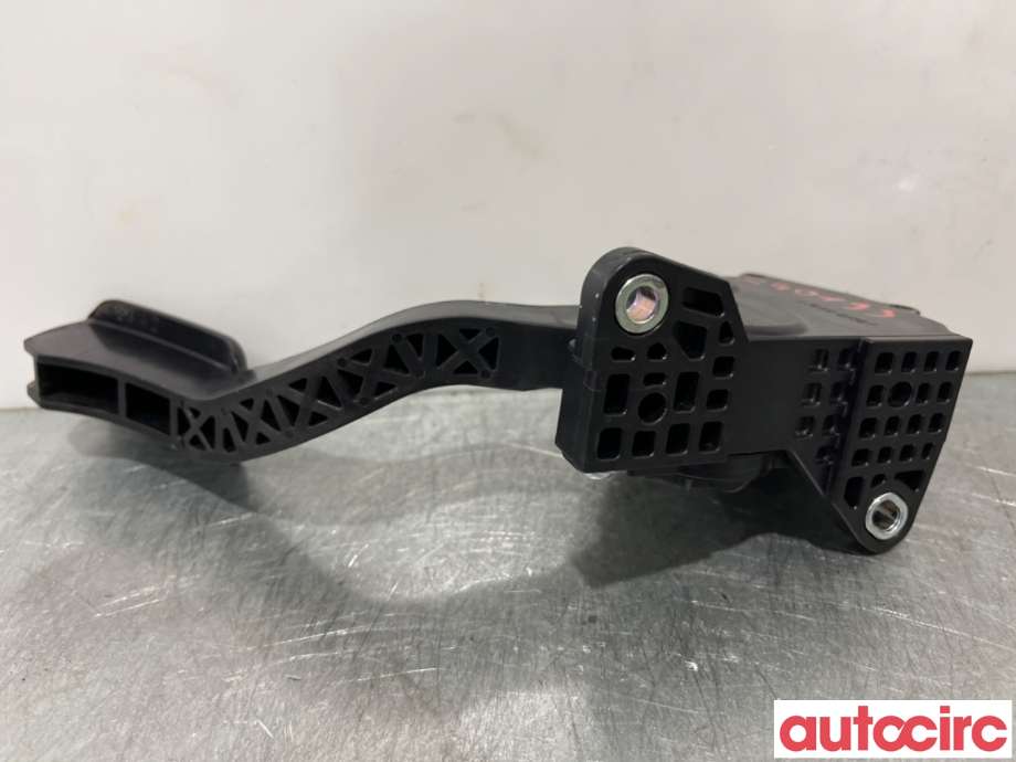 Pedal gass til Toyota Urban Cruiser 2009-2014 (TOYOTA|7811052021|7811052020|7811052260)